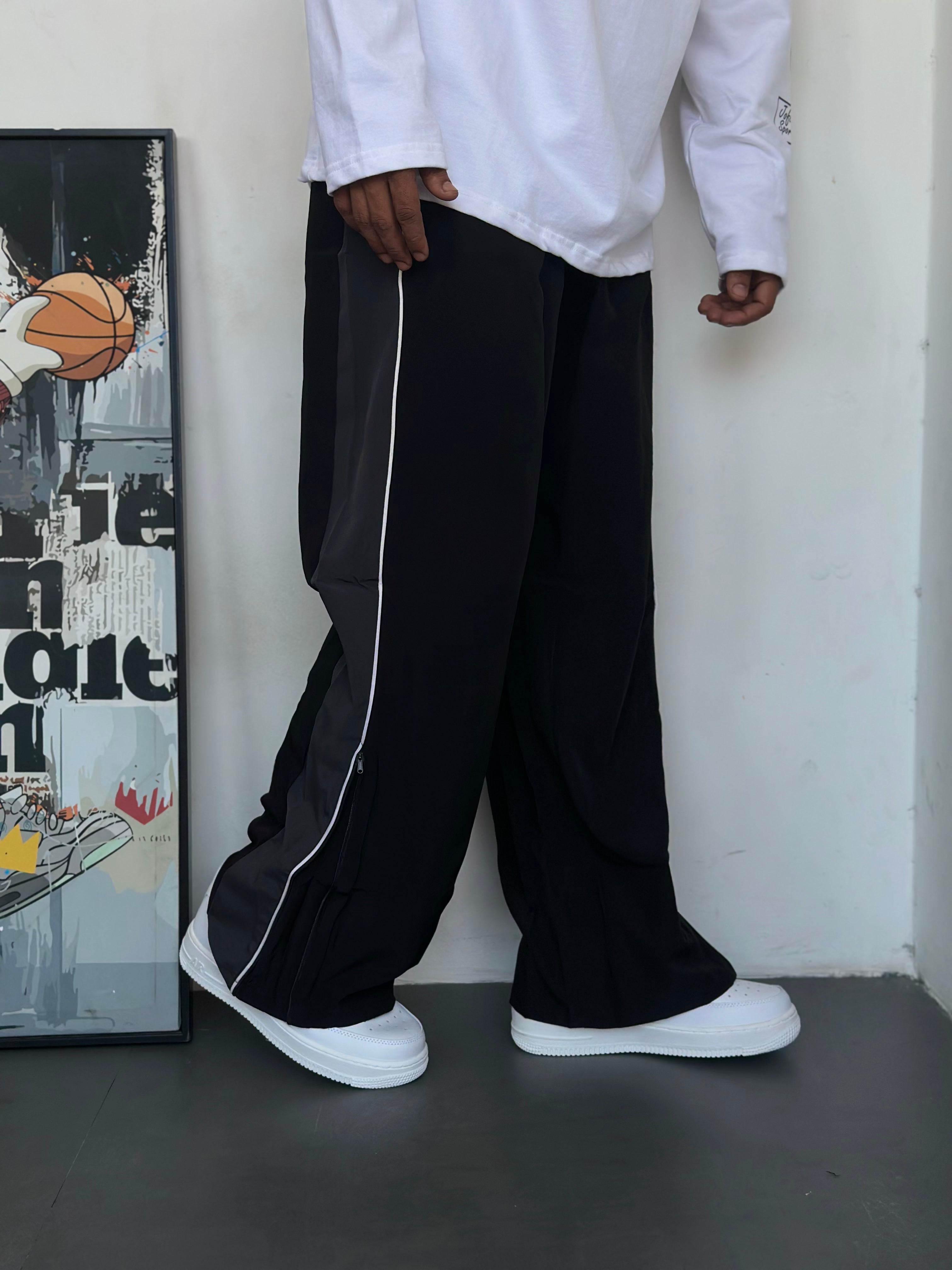 NKE Retro-Bootcut with Embroidery